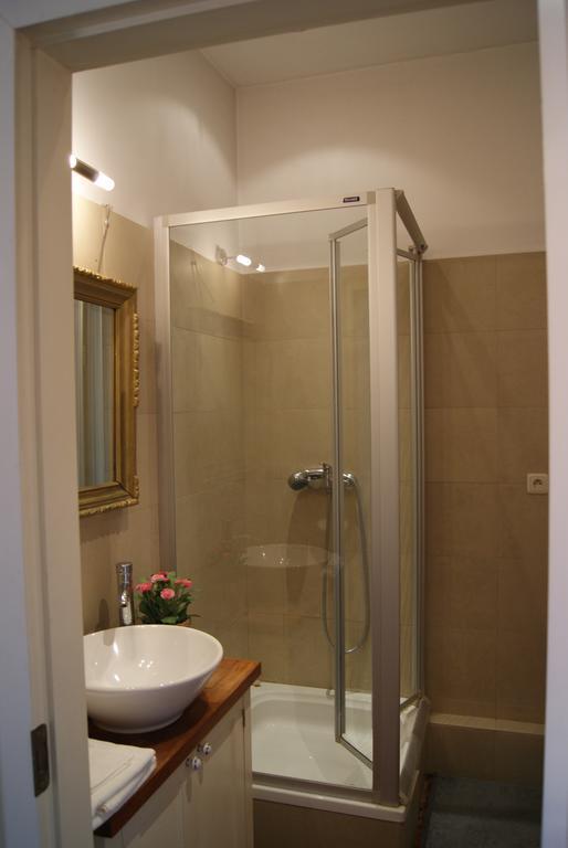 Apartment Castle Square Z Widokiem Na Plac Zamkowy I Zamek Krolewski Varşova Oda fotoğraf