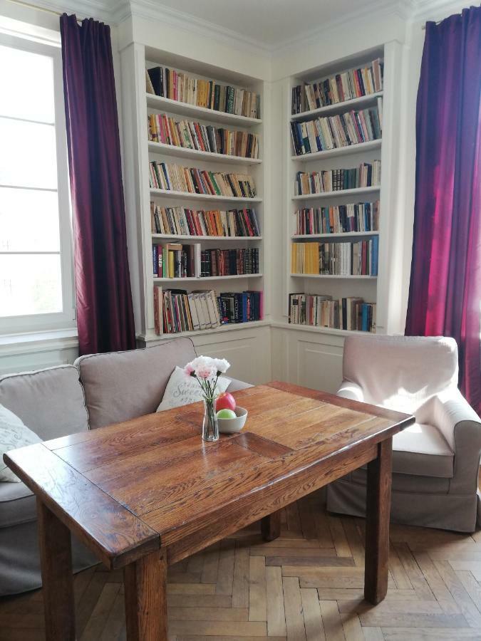 Apartment Castle Square Z Widokiem Na Plac Zamkowy I Zamek Krolewski Varşova Dış mekan fotoğraf